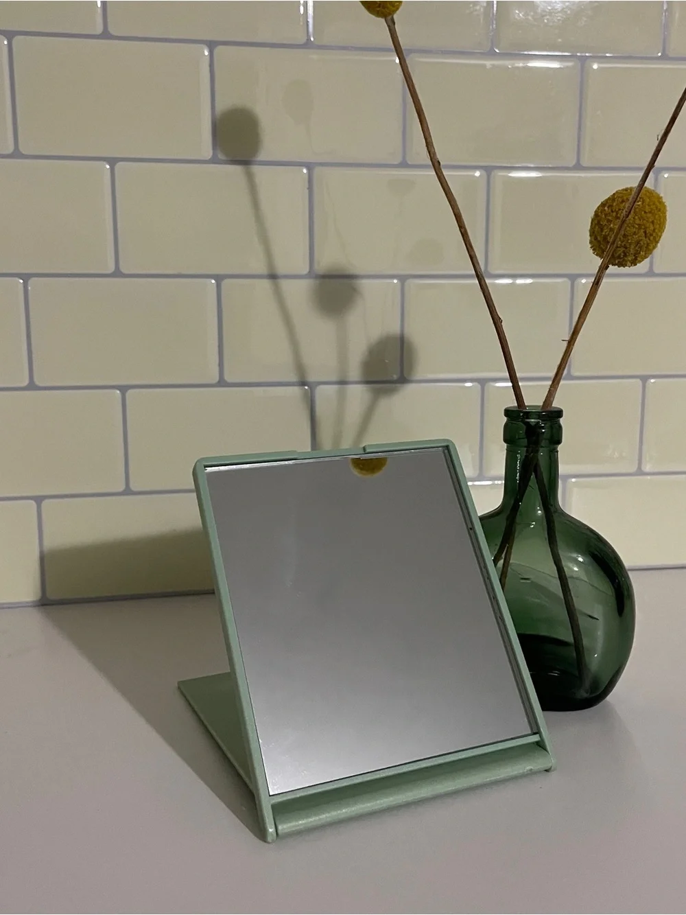 Clinique classic Clinique green folding compact mirror 3.5x4.25”